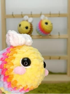 Abeilles jouet grelot 10€